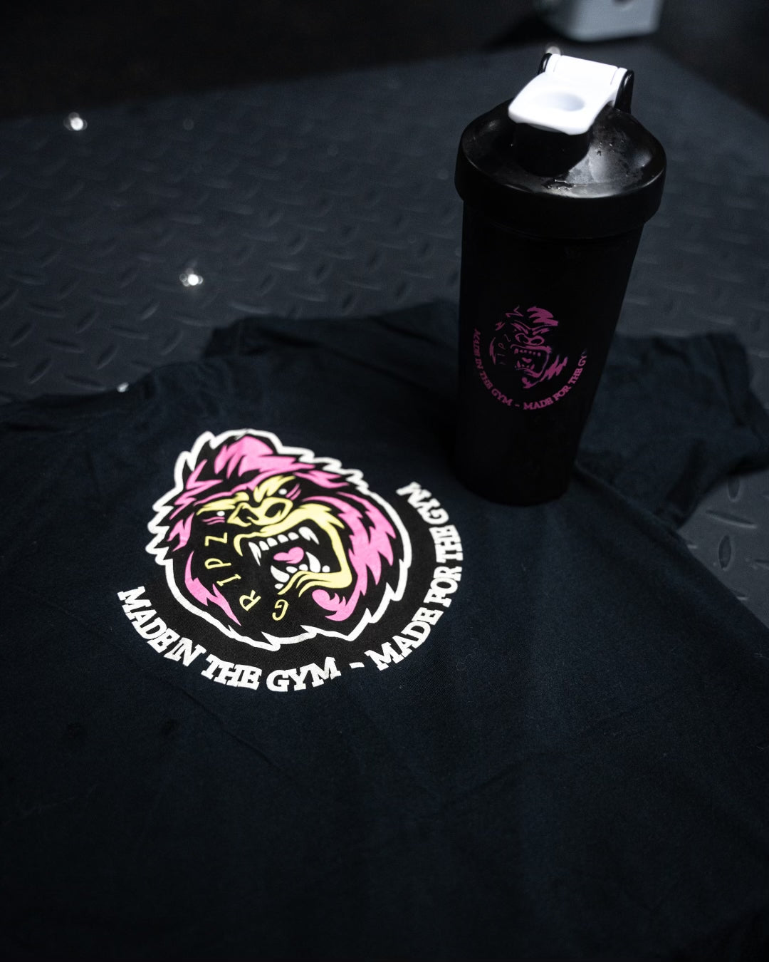 GGRIPZ Shaker Bottle